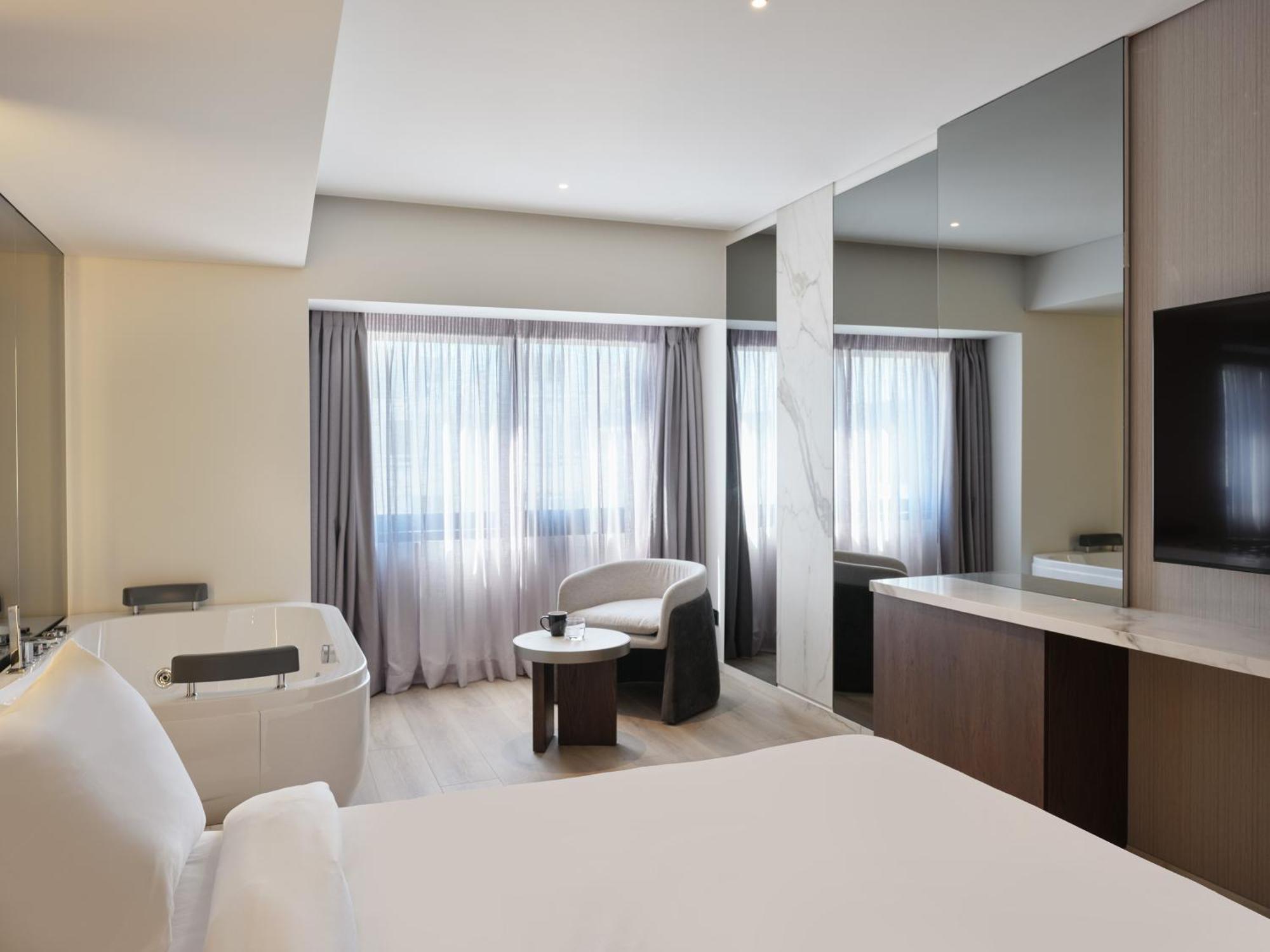 Nur Edge Aparthotel - Acropolis Skyline Афіни Екстер'єр фото